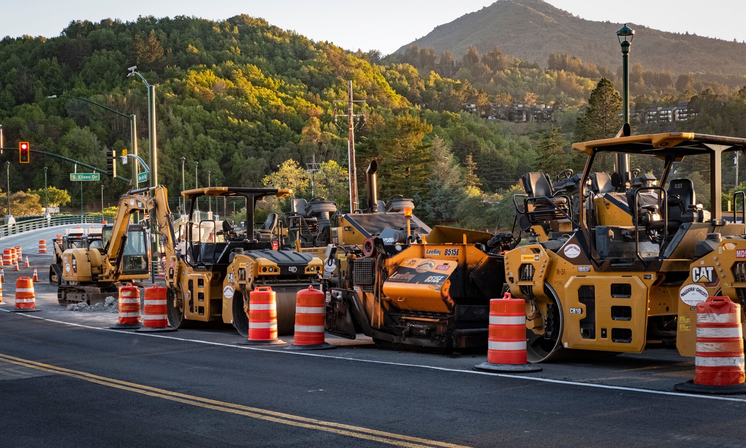 pexels-davidmcelwee-12228684 Road construction
