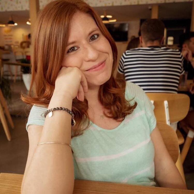 Amanda Bowlby