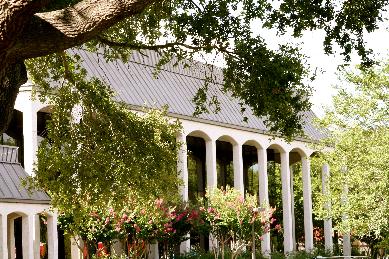 League City weighs library options