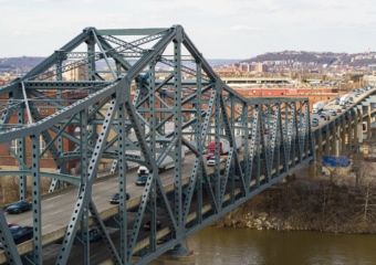 OH Brent Spence Bridge 340x240 Ohio, Kentucky seek funding for $2.8B Brent Spence Corridor