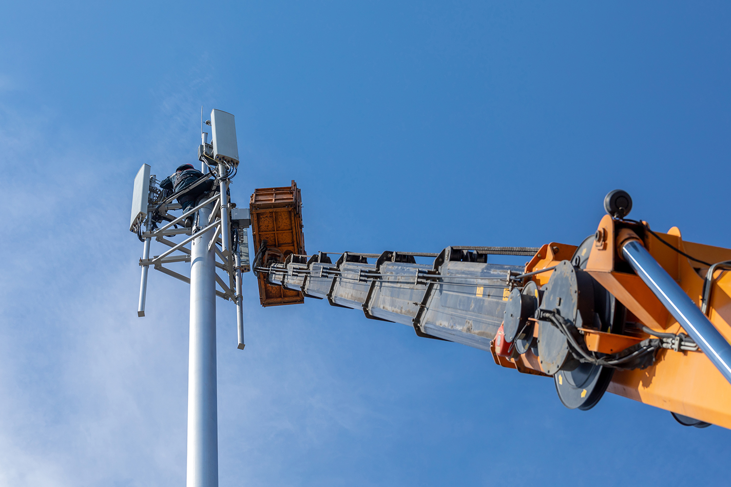 Funding for broadband expansion now available throughout the country