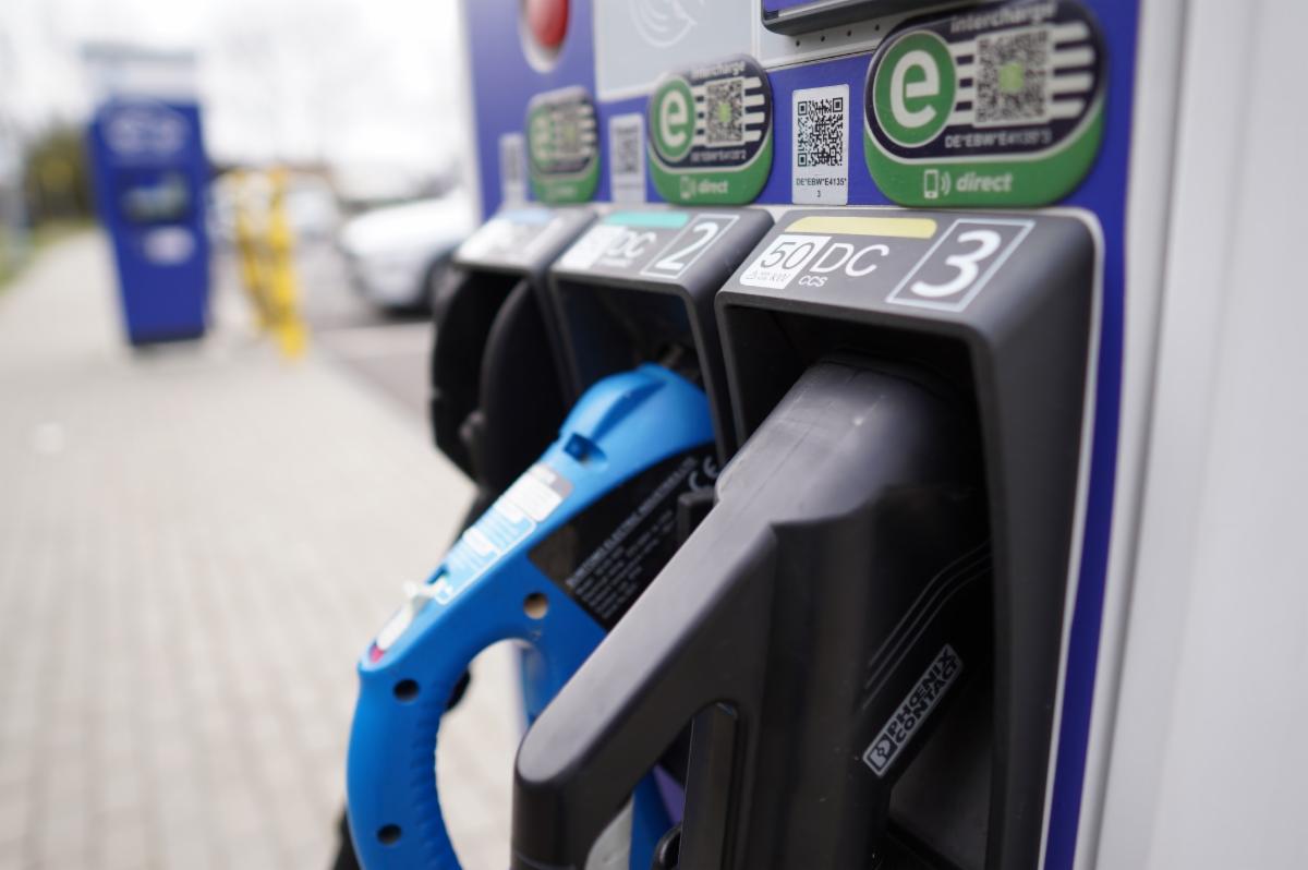 ev charging station Biden Administration launches EV Charging Plan