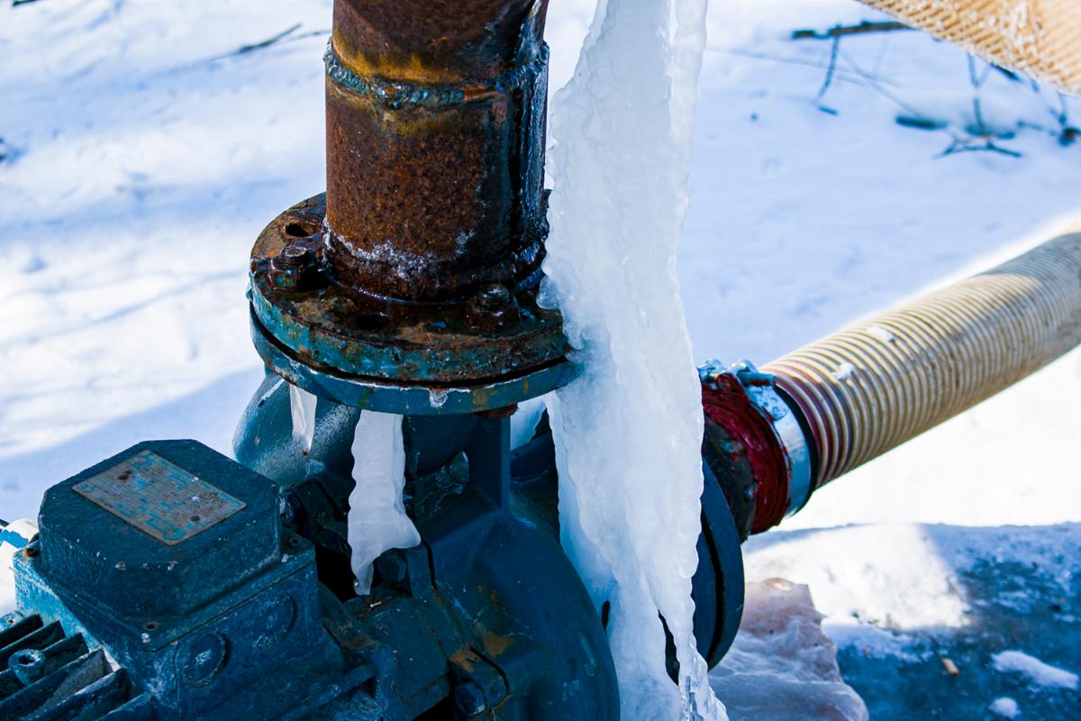 natural gas ice WEB State commissions adopt rules on gas infrastructure during emergencies